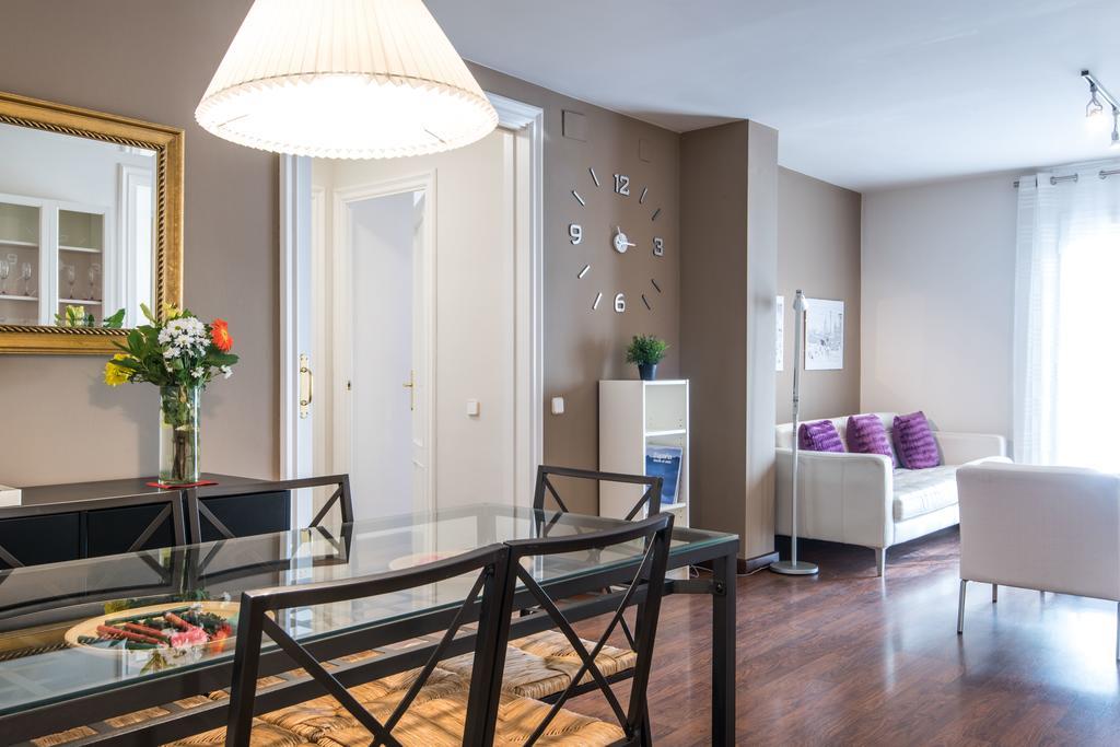 Ferienwohnung Be Barcelona Eixample Urquinaona II Exterior foto
