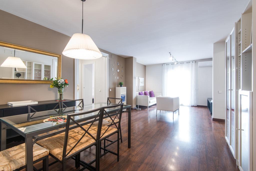 Ferienwohnung Be Barcelona Eixample Urquinaona II Exterior foto